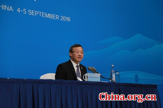Chinese Vice Minister of Commerce Wang Shouwen holds a press conference on Saturday prior to the G20 meeting. [He Shan/China.org.cn]